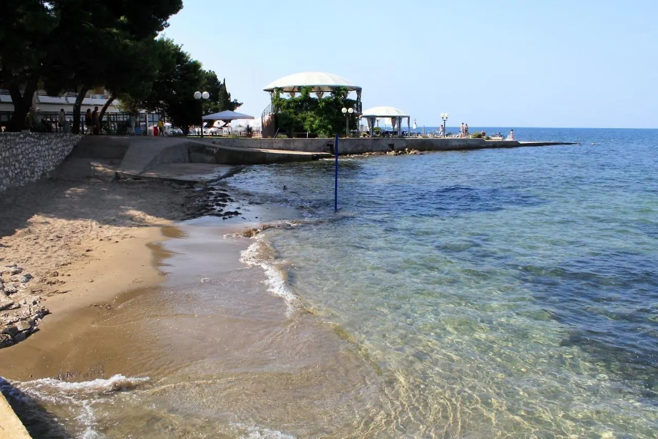 Apartments With A Parking Space Umag - 7058